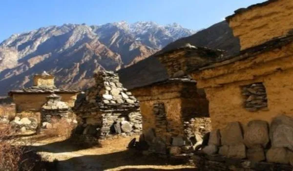 Tsum Valley Trek in Autumn