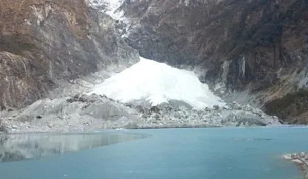 Kapuche Lake